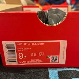 Nike Little Presto Toddler size 9